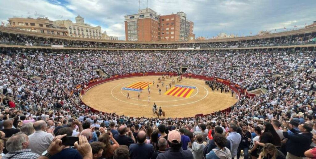 À Punt emetrà en directe les tres grans corregudes de Magdalena i Falles