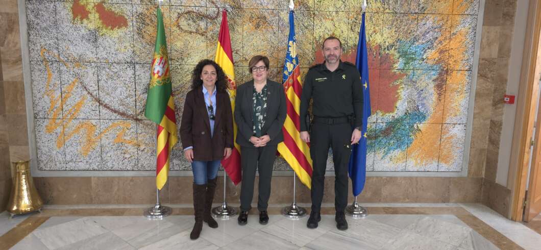 Antonia Garcia se reúne con la alcaldesa de Sant Mateo