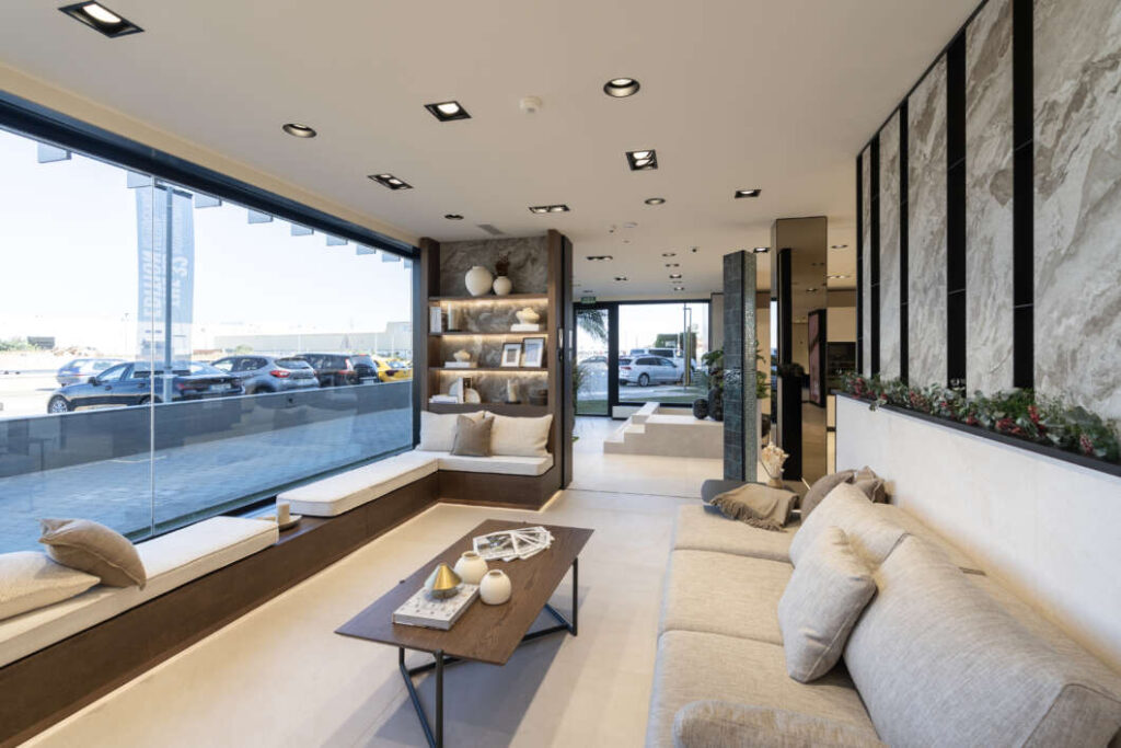 Tienda Porcelanosa muestra internacional