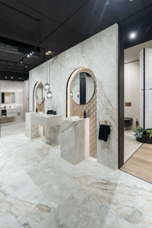 Tienda Porcelanosa muestra internacional