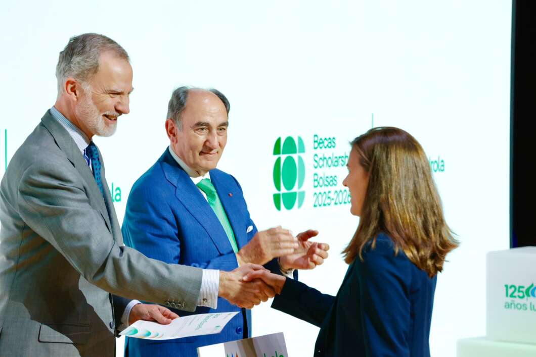 Majestad rey, iberdrola, becas
