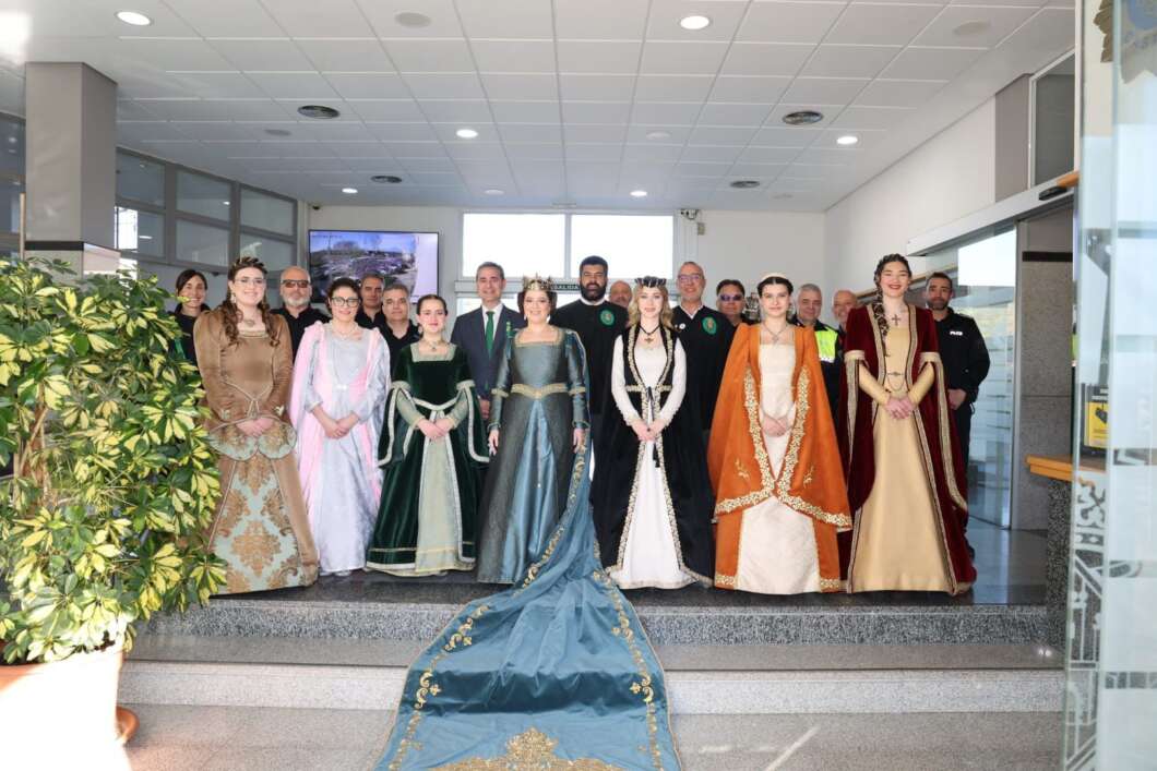 Na Violant d'Hongria, magdalena, visita, policia local, bombers, tetuan XIV