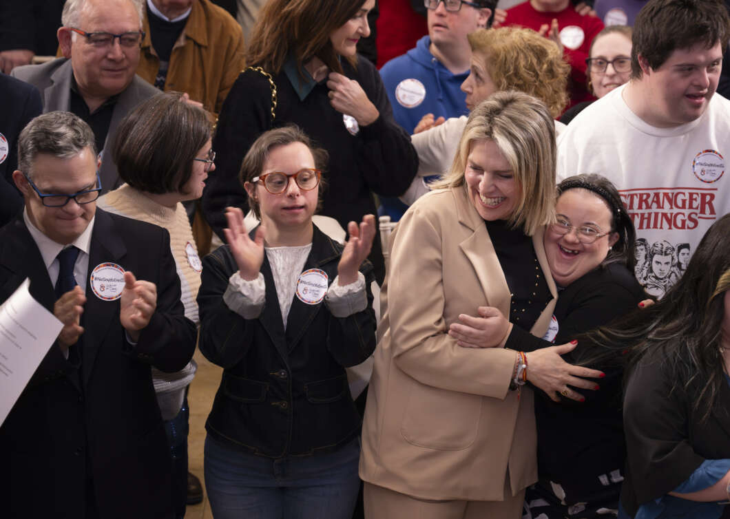 Pleno simbolico Down, diputació