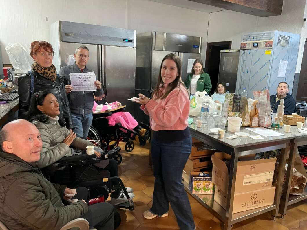 Albocàsser impulsa el comerç local amb una campanya d’hivern que reparteix 2.600 euros en vals