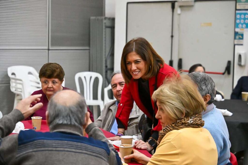 Almassora tanca el Mig Any Fester amb transhumància urbana, concert K-Pop i castell de focs