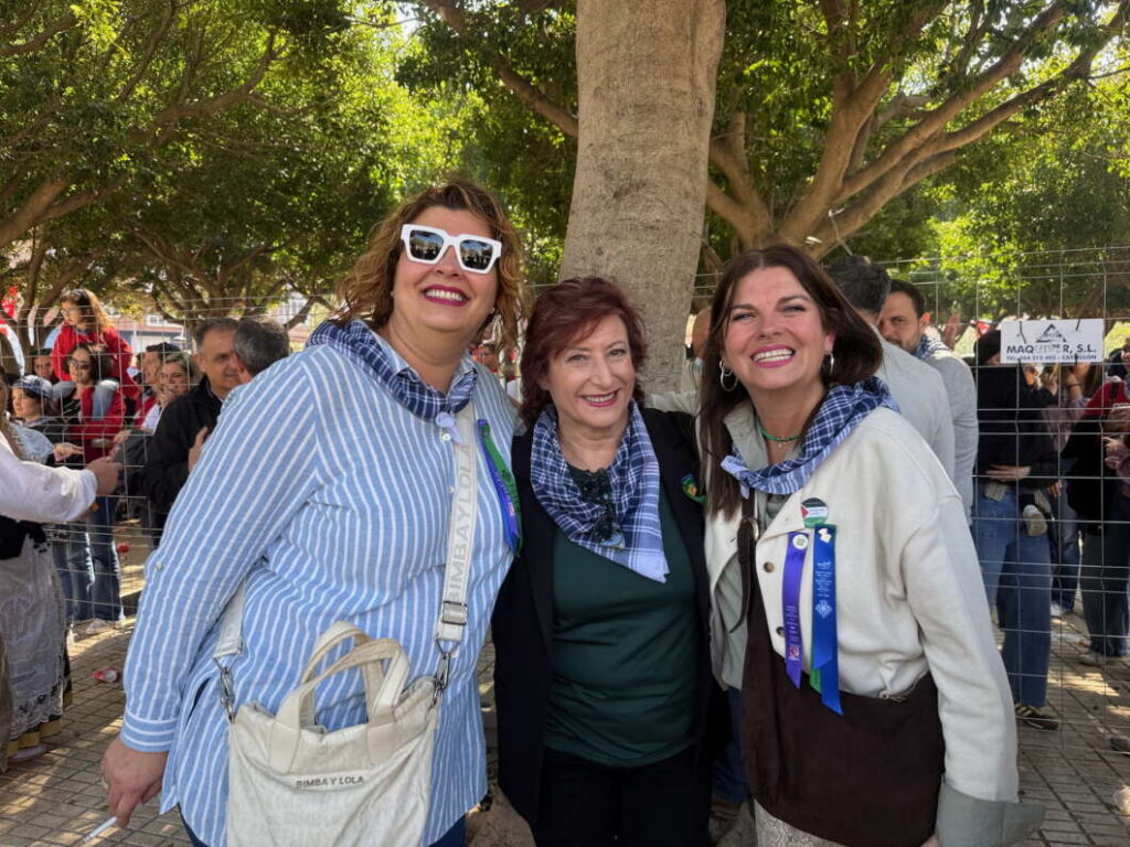 Ambiente en el recinto de mascletaes después de la mascletà de Global Focs 130326