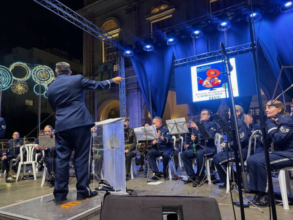 concierto de la banda de ls Fuerzas Aéreas de Europa y África de Estados Unidos. Intersolfa. MAgdalena 2026