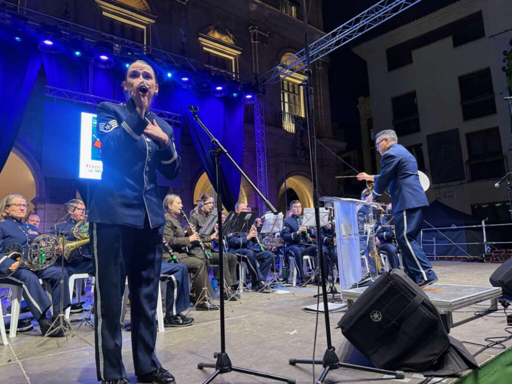concierto de la banda de ls Fuerzas Aéreas de Europa y África de Estados Unidos. Intersolfa. MAgdalena 2026