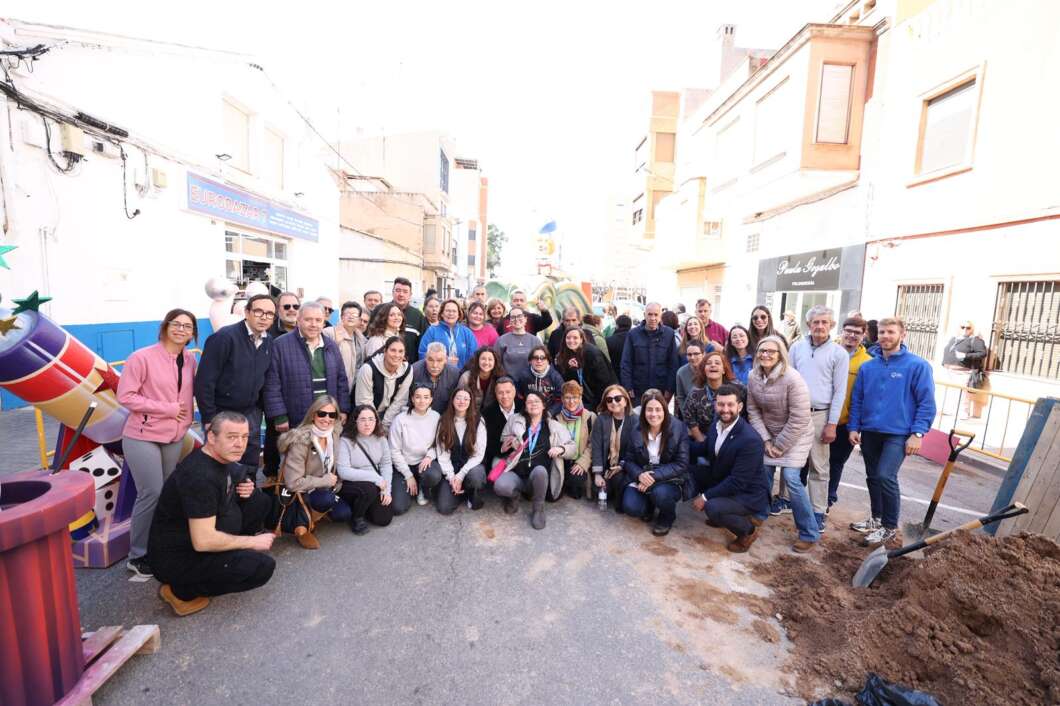 Burriana estrena la falla inclusiva d'AFDEM amb ‘El gran circ d’Espanya’