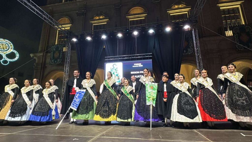 Gaiata 6, Farola Ravalet segund premio concurso de Gaiatas monumentales Magdalena 21026