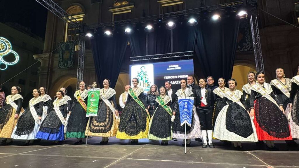 Gaiata 7, cor de la Ciutat 3 premio concurso de Gaiatas monumentales Magdalena 21026