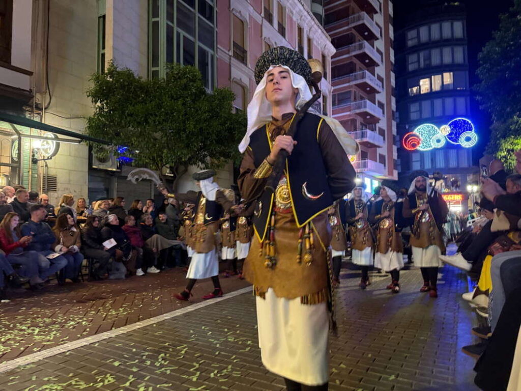 Desfile de Moros y cristianos 50 aniversario Moros d'Alqueria Magdalena 2026