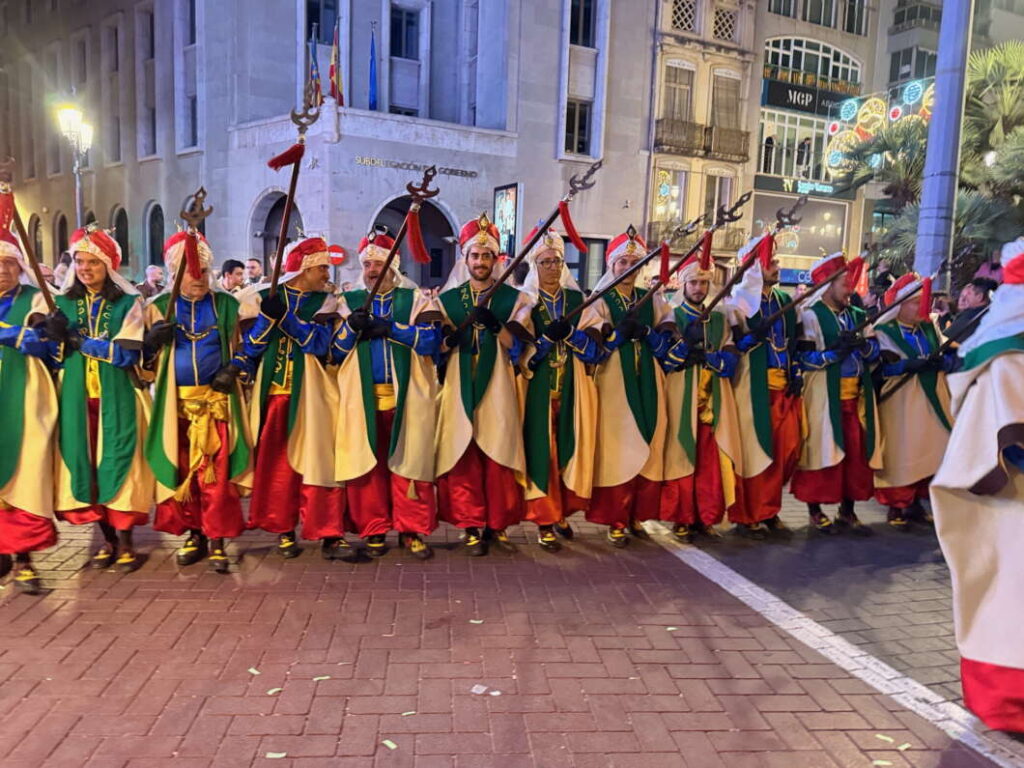 Desfile de Moros y cristianos 50 aniversario Moros d'Alqueria Magdalena 2026