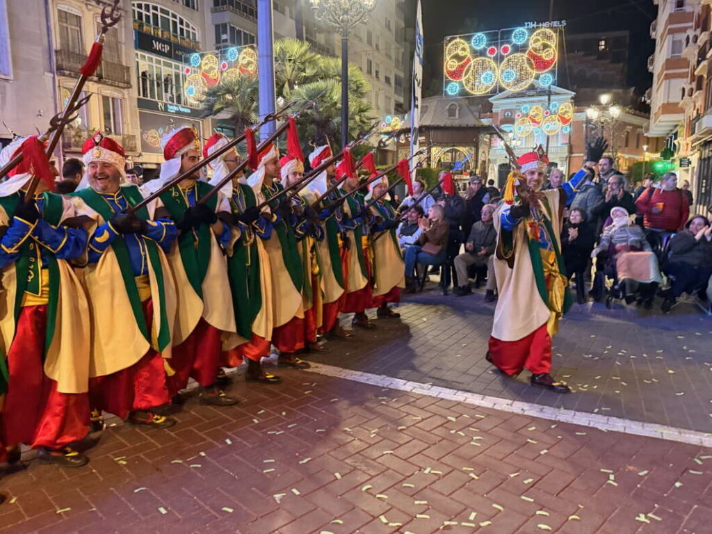 Desfile de Moros y cristianos 50 aniversario Moros d'Alqueria Magdalena 2026