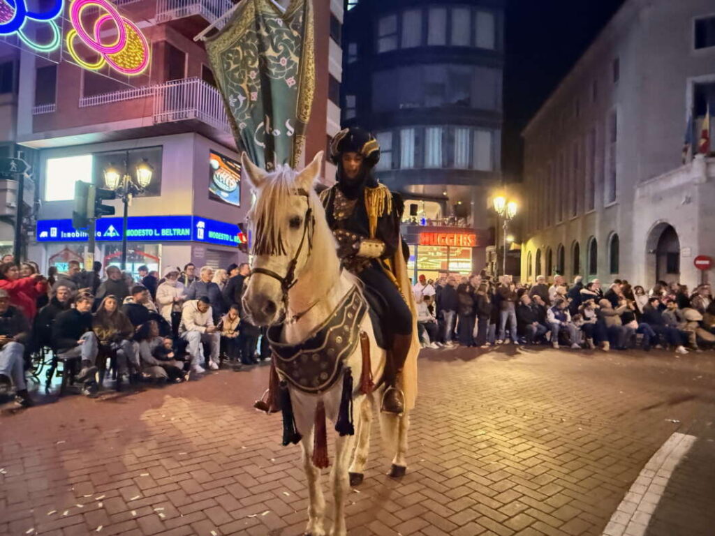Desfile de Moros y cristianos 50 aniversario Moros d'Alqueria Magdalena 2026