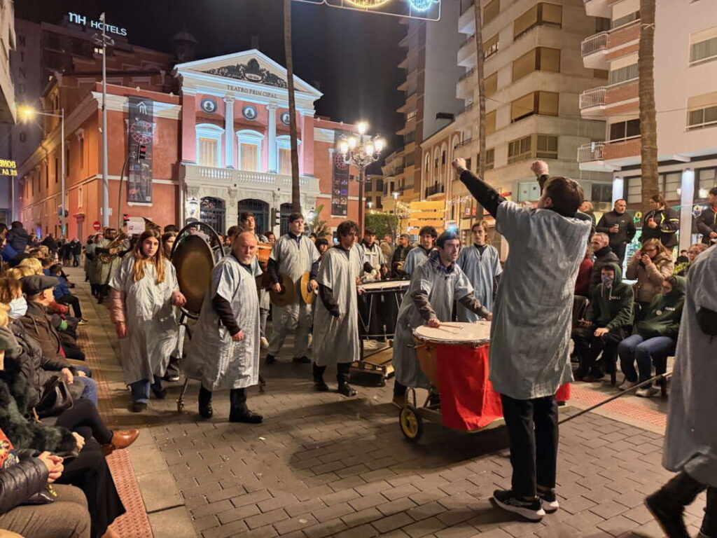 Desfile de Moros y cristianos 50 aniversario Moros d'Alqueria Magdalena 2026