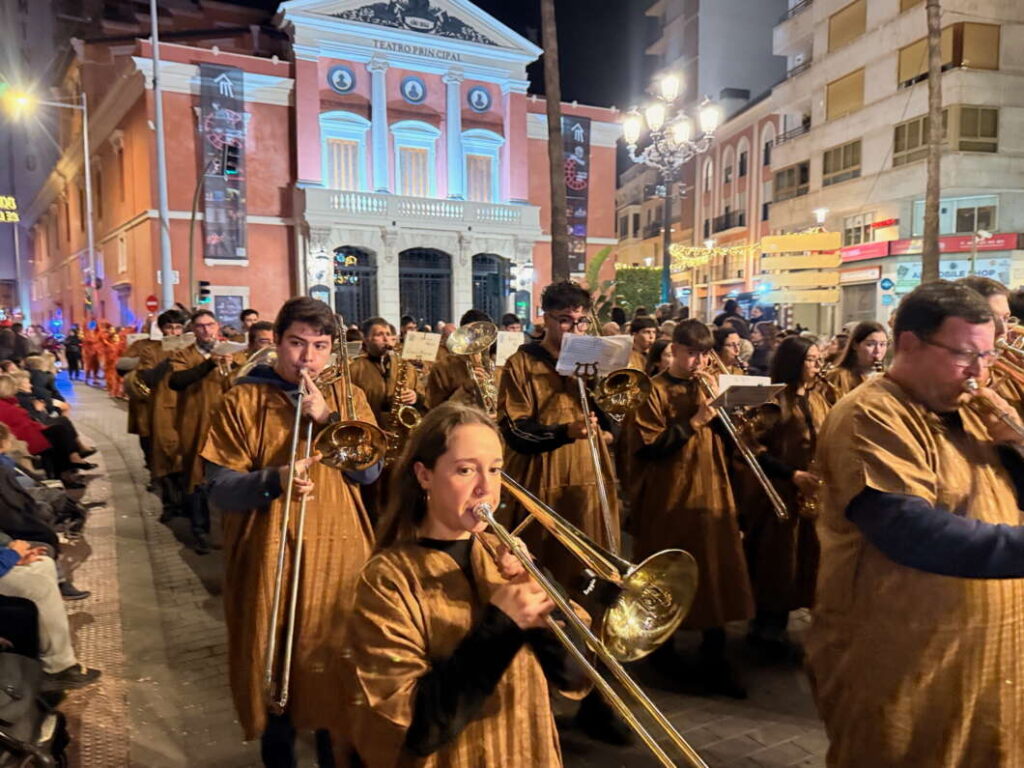 Desfile de Moros y cristianos 50 aniversario Moros d'Alqueria Magdalena 2026