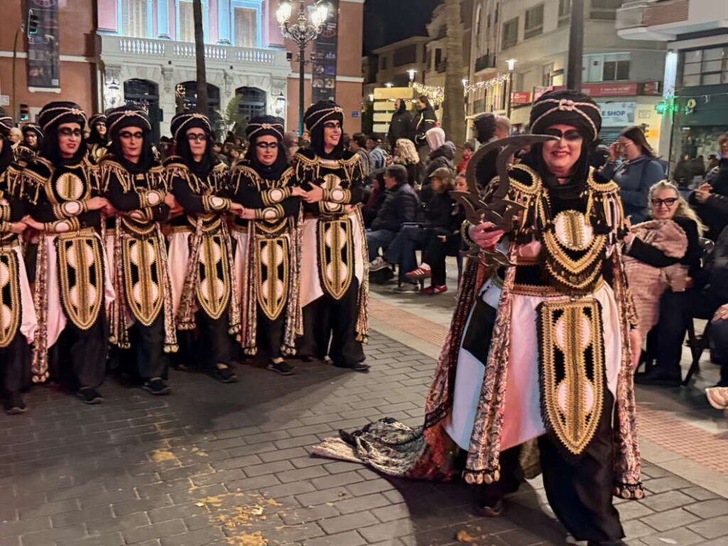 Desfile de Moros y cristianos 50 aniversario Moros d'Alqueria Magdalena 2026