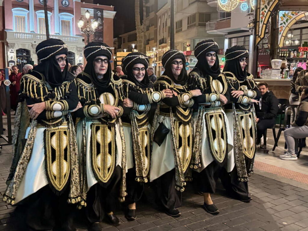 Desfile de Moros y cristianos 50 aniversario Moros d'Alqueria Magdalena 2026