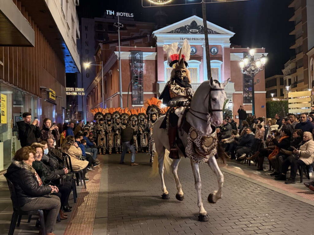 Desfile de Moros y cristianos 50 aniversario Moros d'Alqueria Magdalena 2026