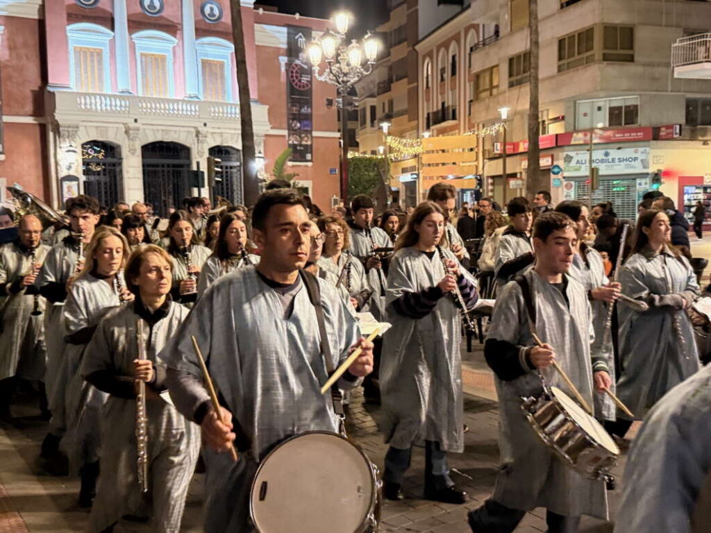 Desfile de Moros y cristianos 50 aniversario Moros d'Alqueria Magdalena 2026