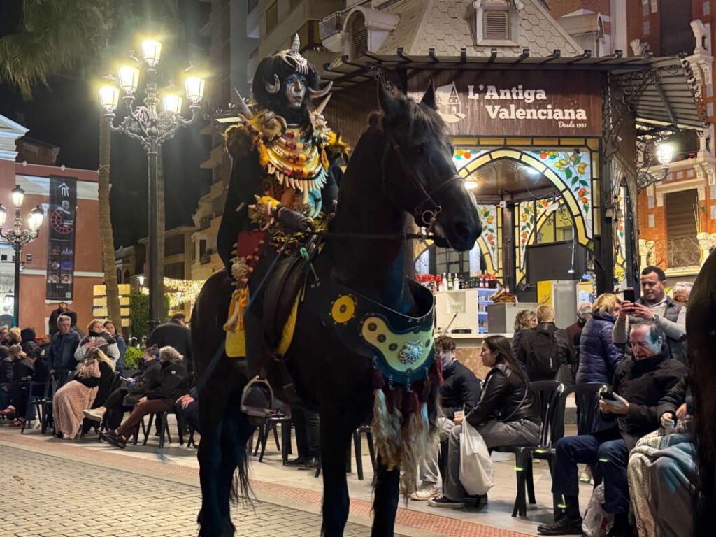 Desfile de Moros y cristianos 50 aniversario Moros d'Alqueria Magdalena 2026