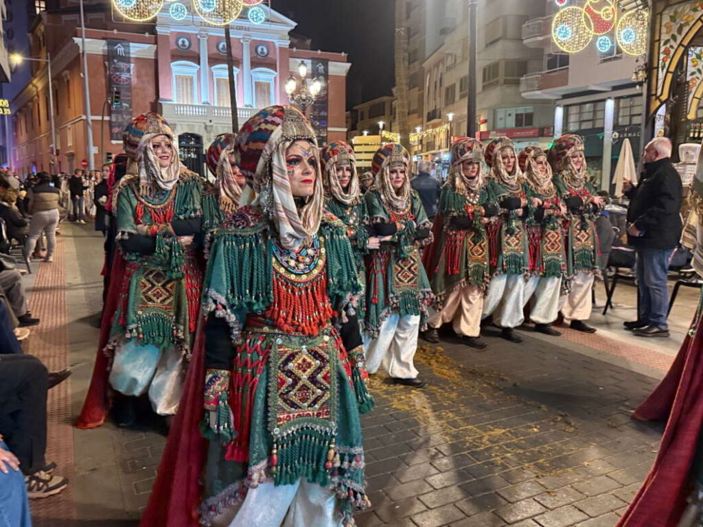Desfile de Moros y cristianos 50 aniversario Moros d'Alqueria Magdalena 2026
