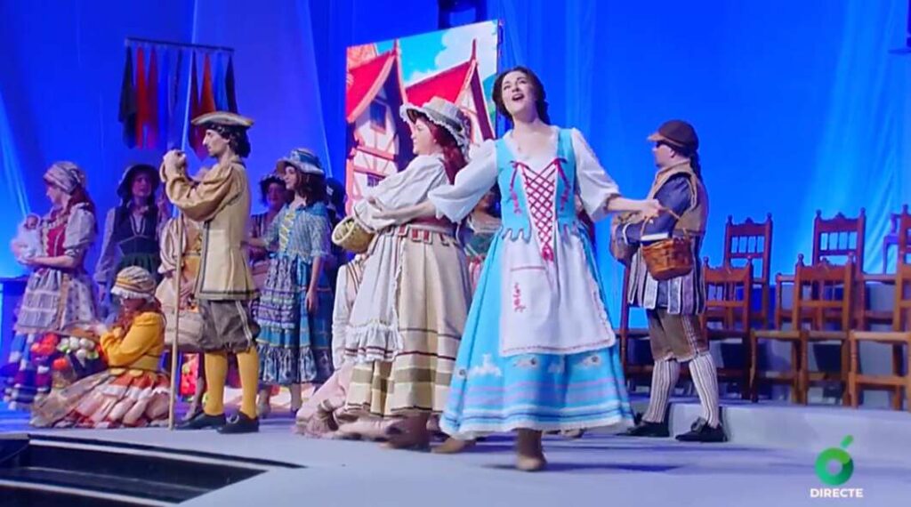 Galanía de la reina infantil Castellón 2026 Ana Colón