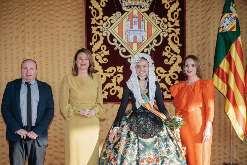 Galanía de la reina infantil Castellón 2026 Ana Colón