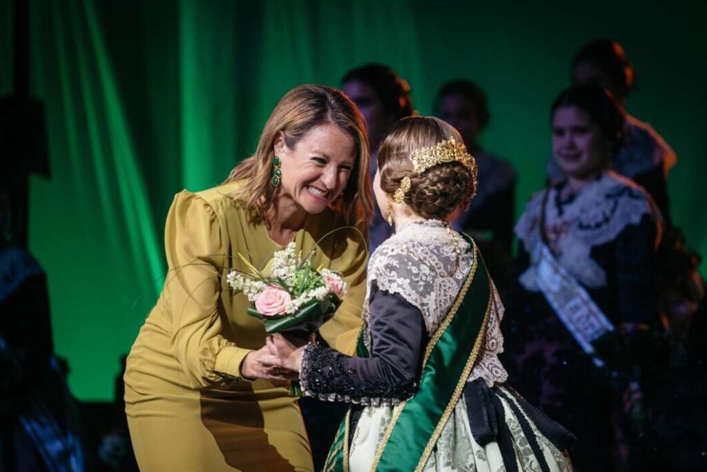 Galanía de la reina infantil Castellón 2026 Ana Colón