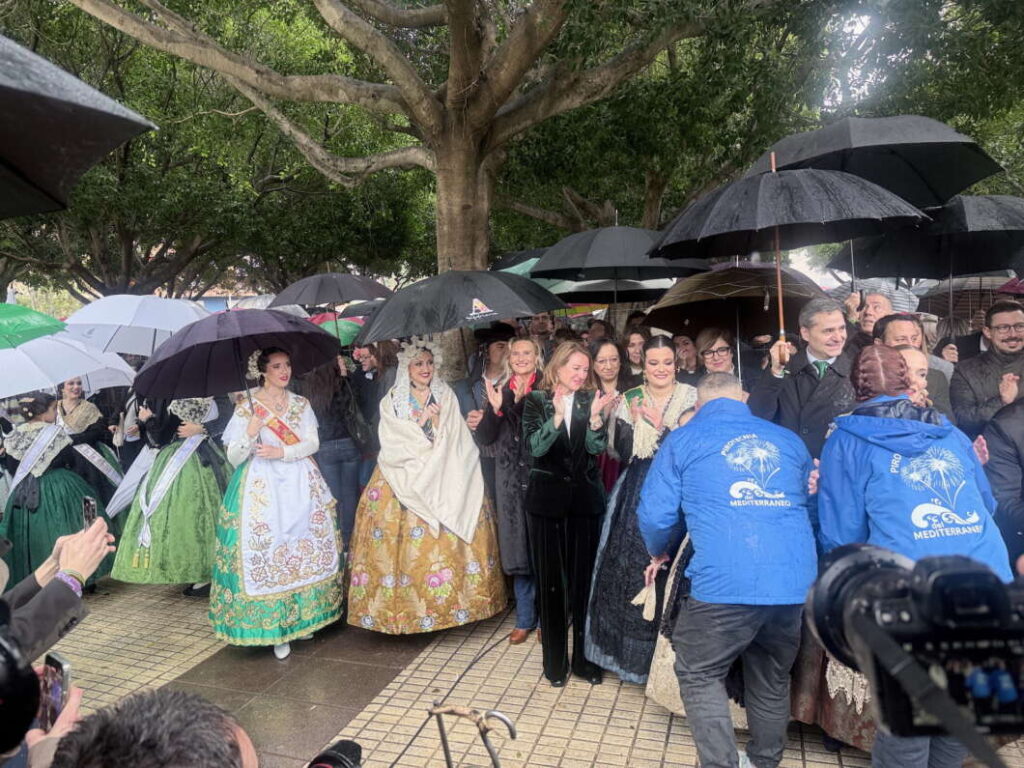 Mascletá de Mediterràneo inaugura las Fiestas de la Magdalena 2026