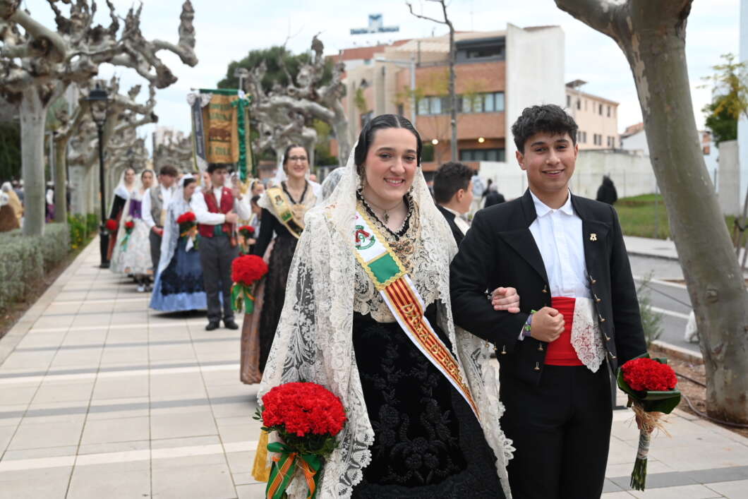 Castellón honra a la Mare de Déu de Lledó con la tradicional ofrenda de flores