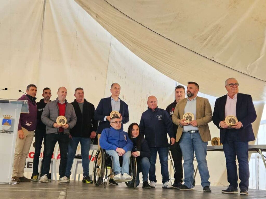 Oropesa reúne a emboladores de toda la Comunitat en un encuentro solidario y multitudinario
