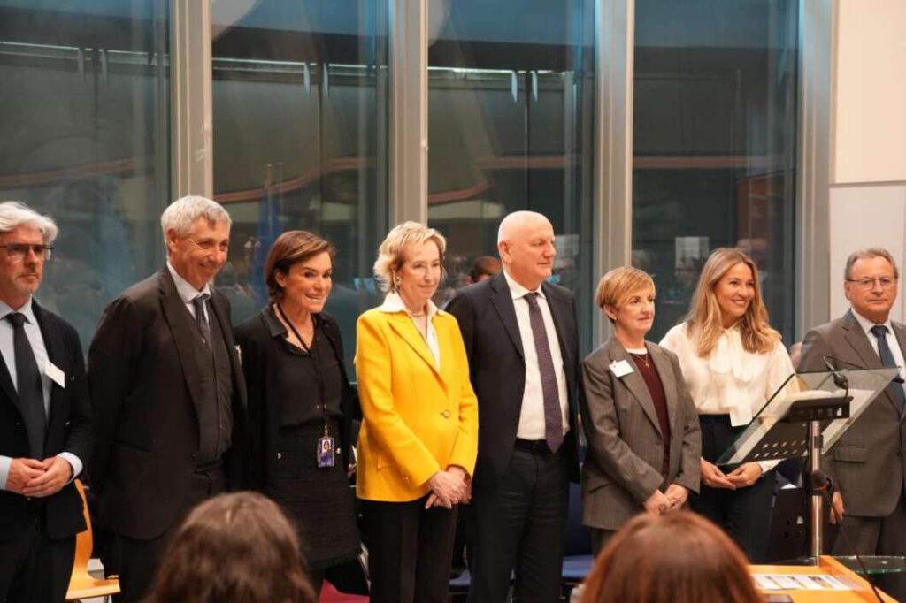 La Generalitat y Emilia-Romaña piden suspender temporalmente el ETS para la cerámica