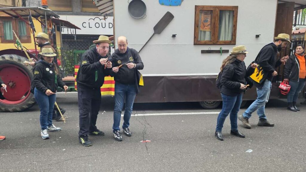 Despertá y romería Carros engalanados con Dimonis de la Plana Magdalena 2026