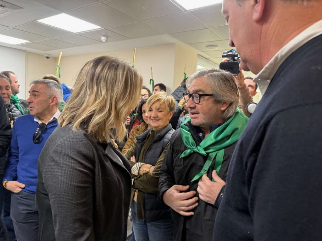 Salida de la Romeria de les Canyes 2026