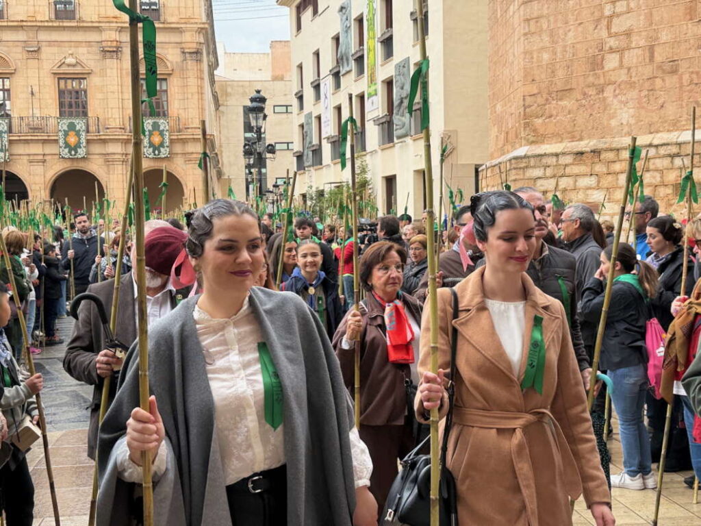 Salida de la romeria de les Canyes Magdalena 2026