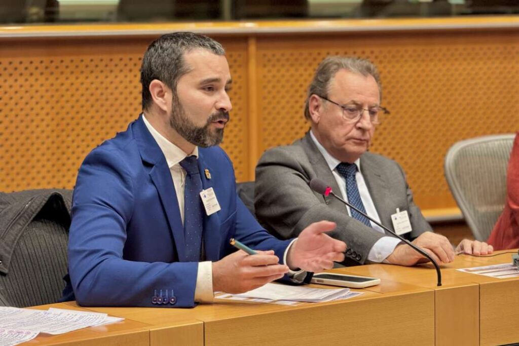 La provincia de Castellón exige en Bruselas medidas urgentes para proteger la cerámica europea