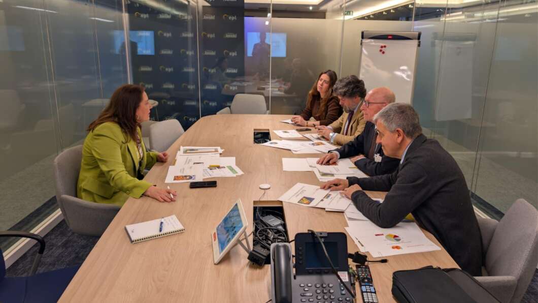 Ava-asaja, Union Europea,