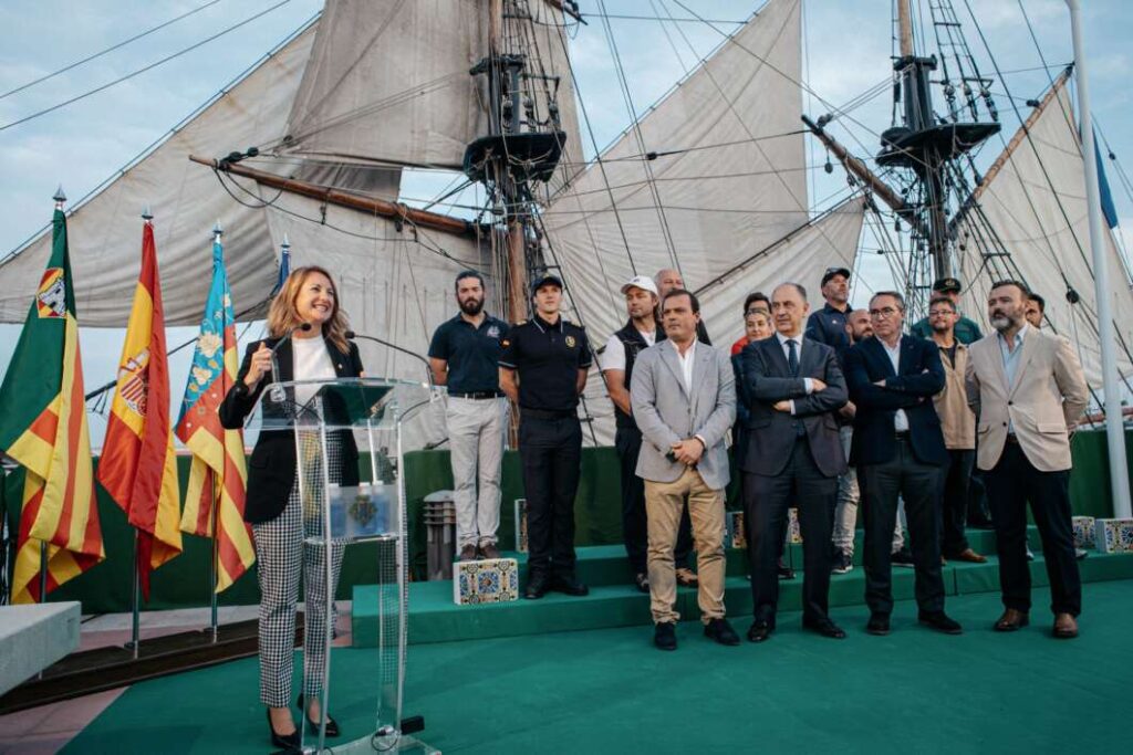 bienvenida capitanes Escala a Castellón 090426