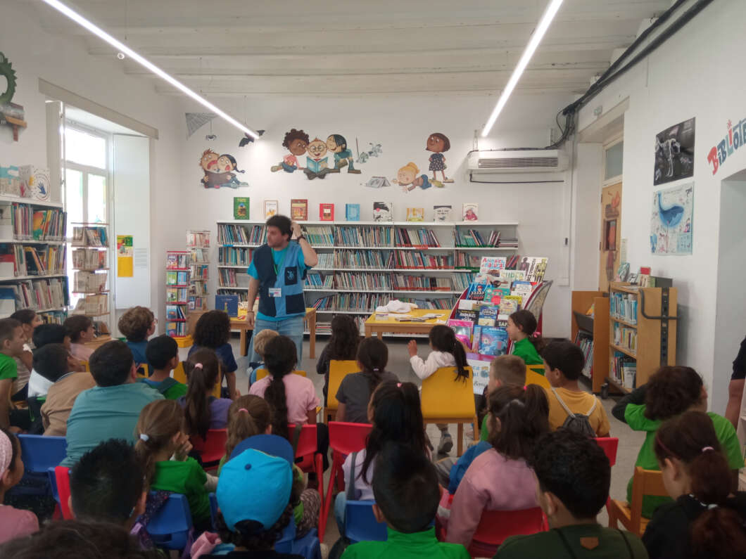 Burriana visites d'escolars a la biblioteca