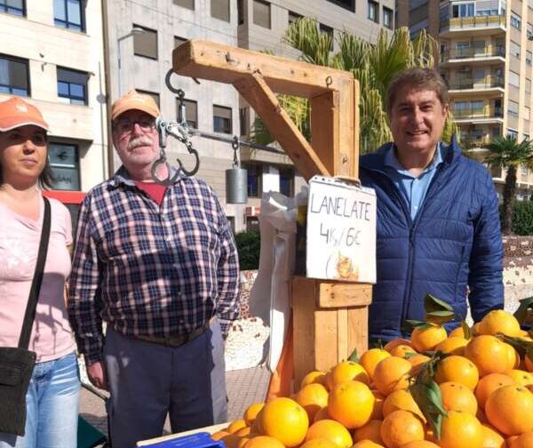 El Mercat de la Taronja de Castellón supera los 13.000 kilos de ventas esta campaña