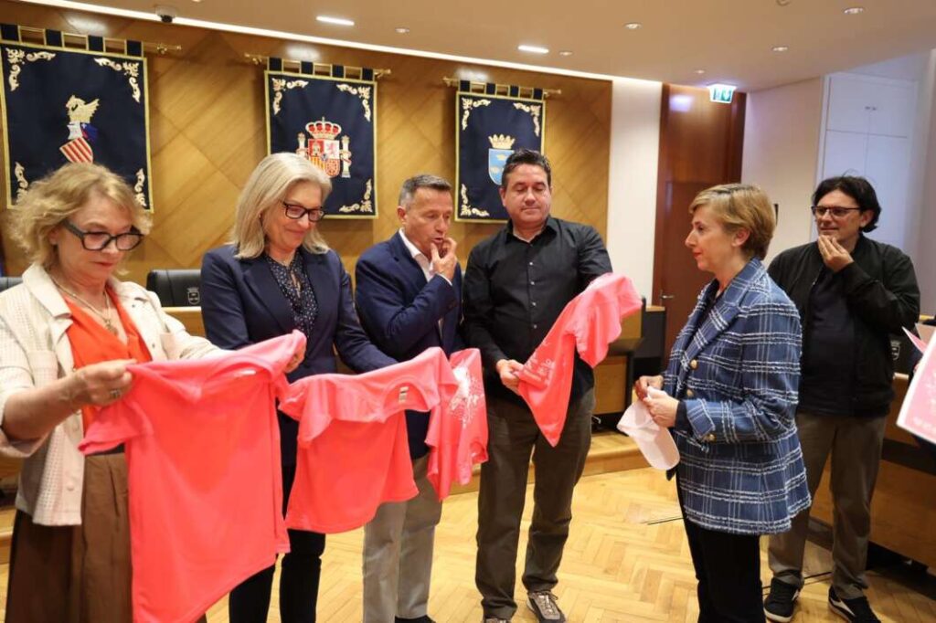 Burriana impulsa la X Cursa de les Dones amb un cartell solidari de Juan Poré