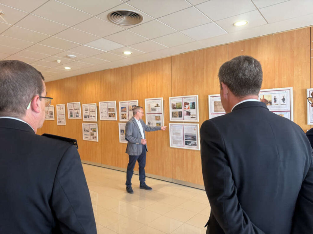 Escala a Castelló, exposición Castellón y la mar 090426