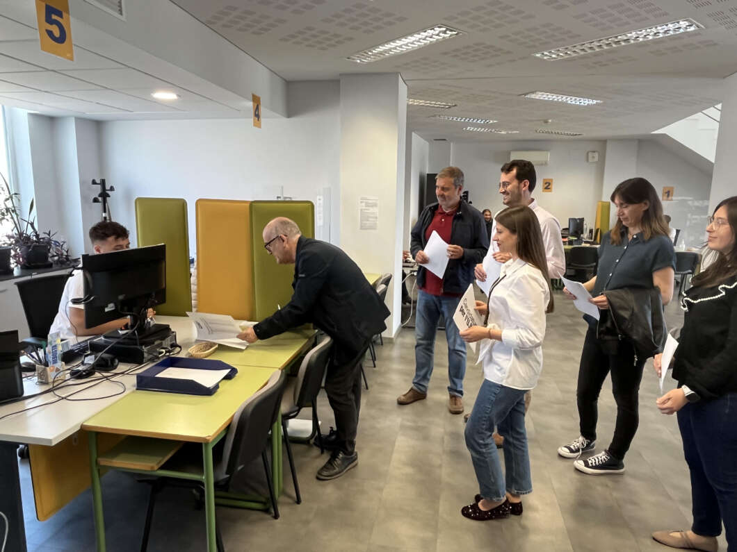 Jesús Lancis registra su candidatura a rector de la UJI