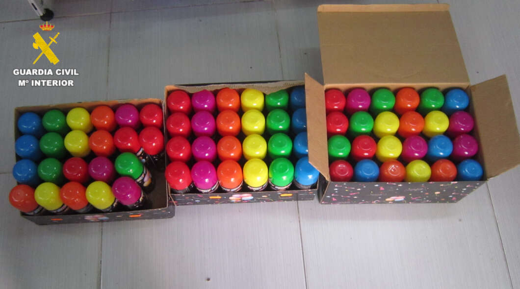 La Guardia Civil retira más de 100 juguetes inseguros de un comercio en Borriol
