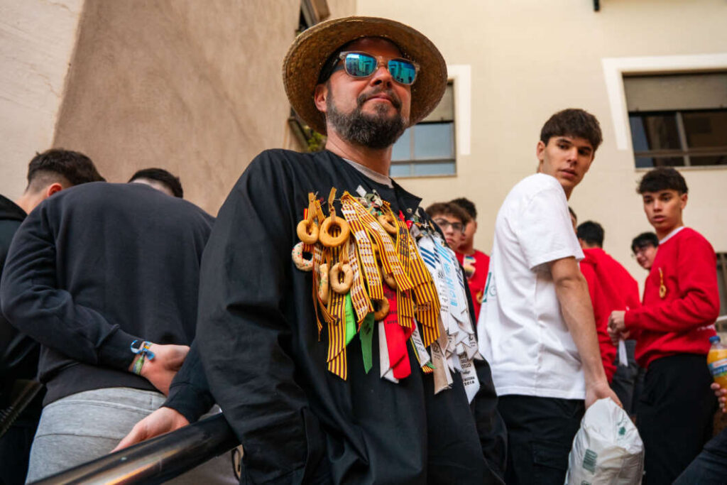 L’Alcora celebra una històrica Festa del Rotllo amb 6.500 rotllos i milers de participants