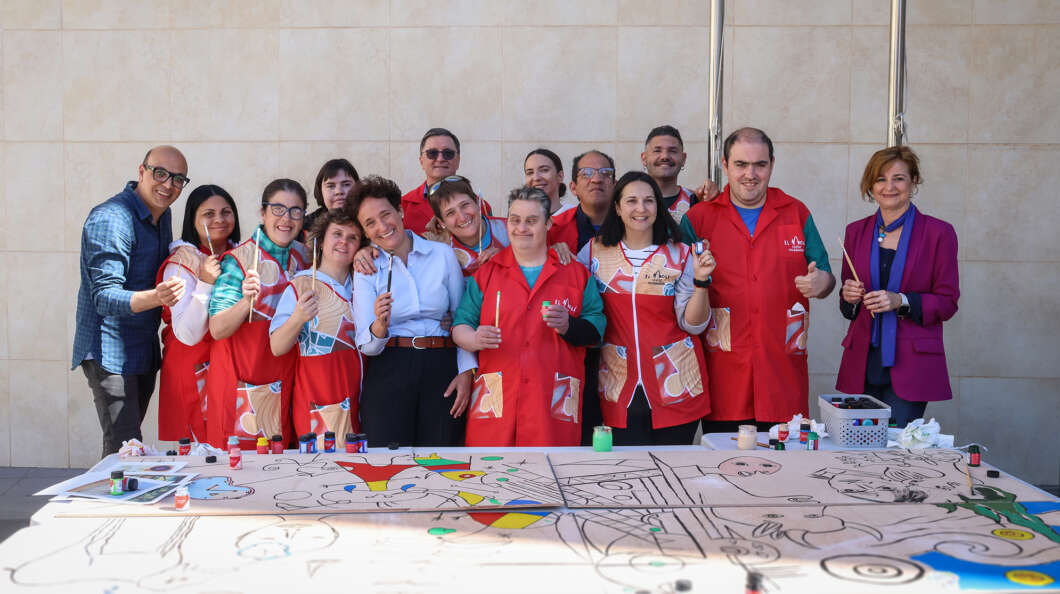 Onda espacio inclusivo de arte en la plaza del Pla