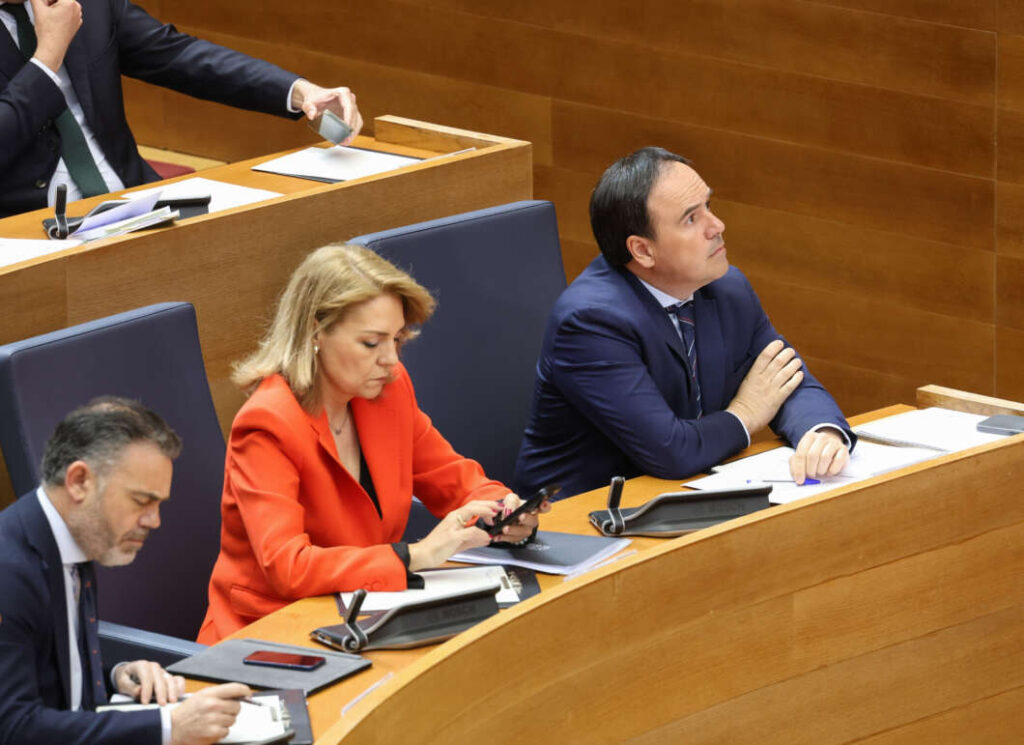 Pérez Llorca defiende la política útil del Consell frente a la falta de inversiones del Estado