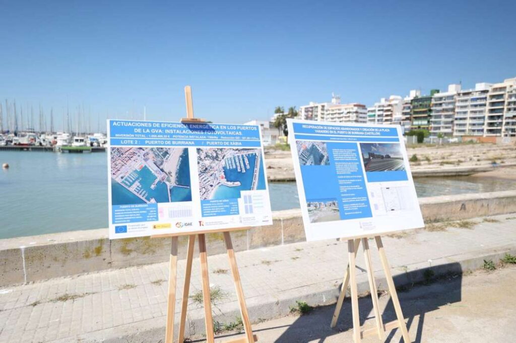 Burriana estrena un model de port verd amb energia solar i una nova plaça vora la mar